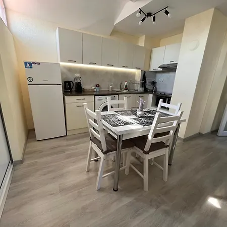 Apartament Happy Lazur *