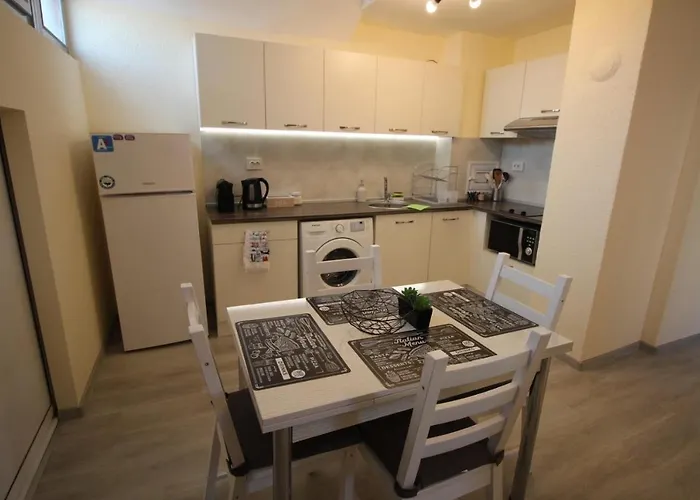 Happy Lazur Apartament *